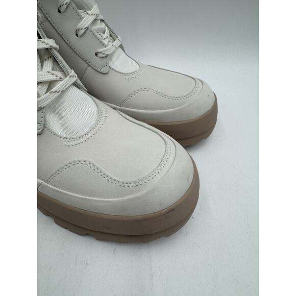 Uggs THE UGG LUG Women's NWD Boot White/Tan US Size 9.5 Medium NIB - Picture 2 of 12